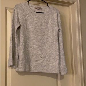 Heather grey sweater with wide sleeves